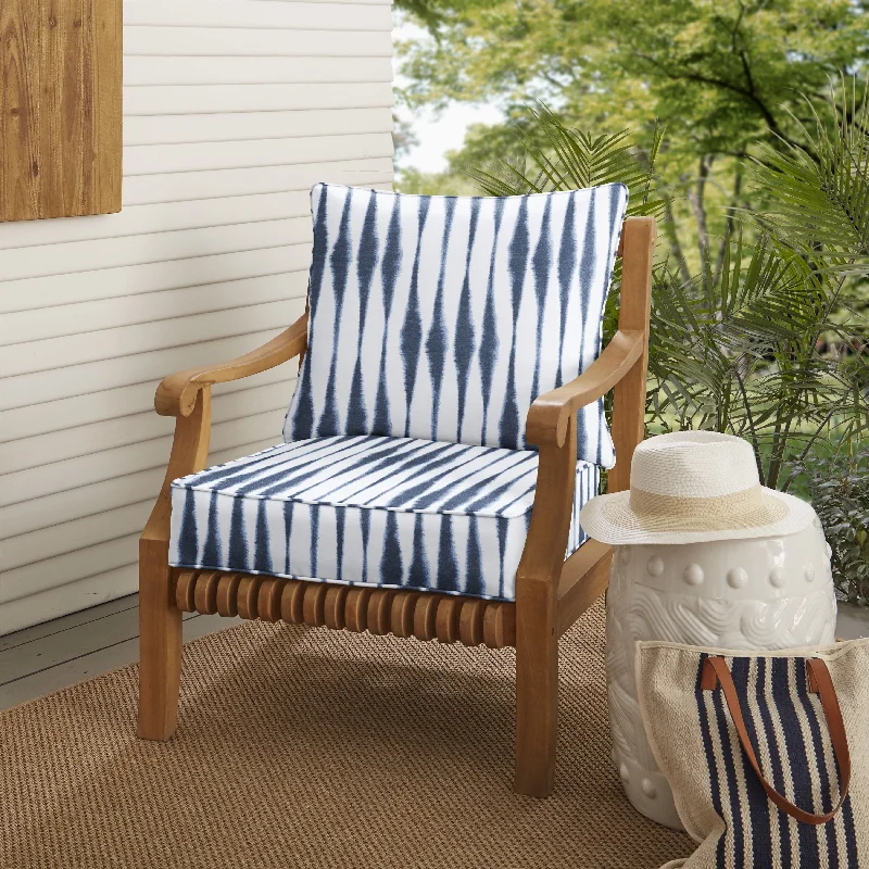 Sorra Home Blue and White Ikat Stripe Indoor/Outdoor Corded Deep Seating Pillow and Cushion Chair Set