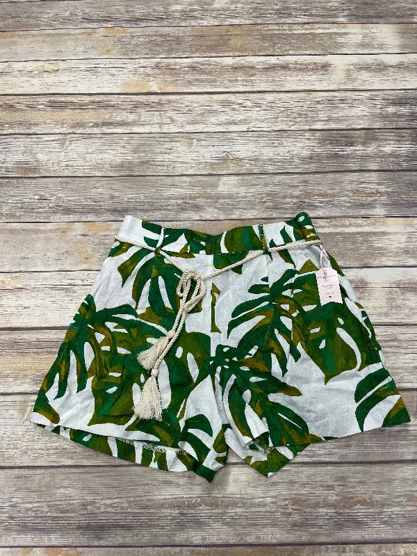 Green & White Shorts Joie, Size L